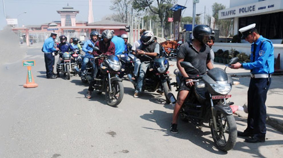 काठमाडौं उपत्यकामा एकैदिन २९ सय ३० जना सवारी चालकमाथि कारवाही